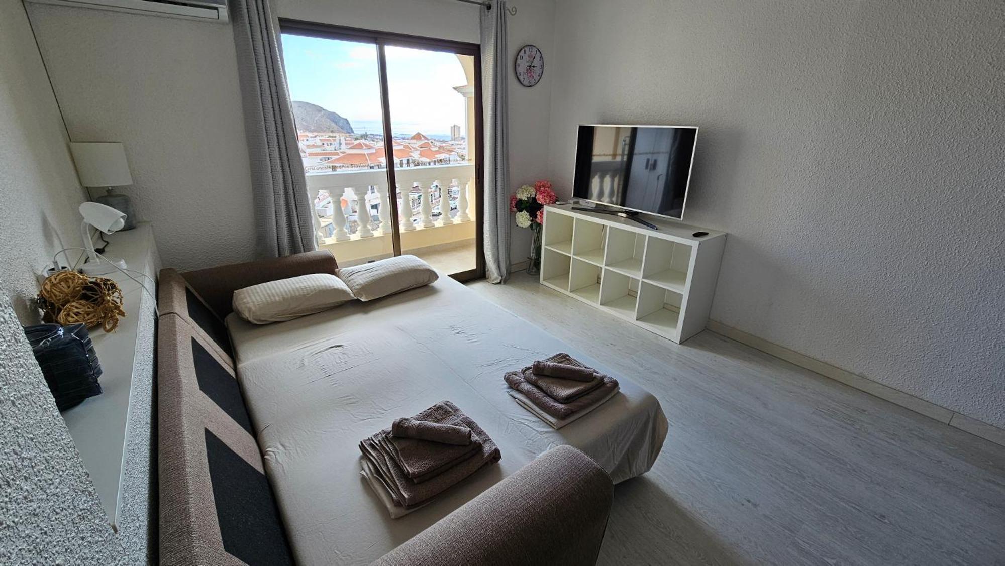 Los Cristianos Heated Pool Sea View Ac Apartment ภายนอก รูปภาพ